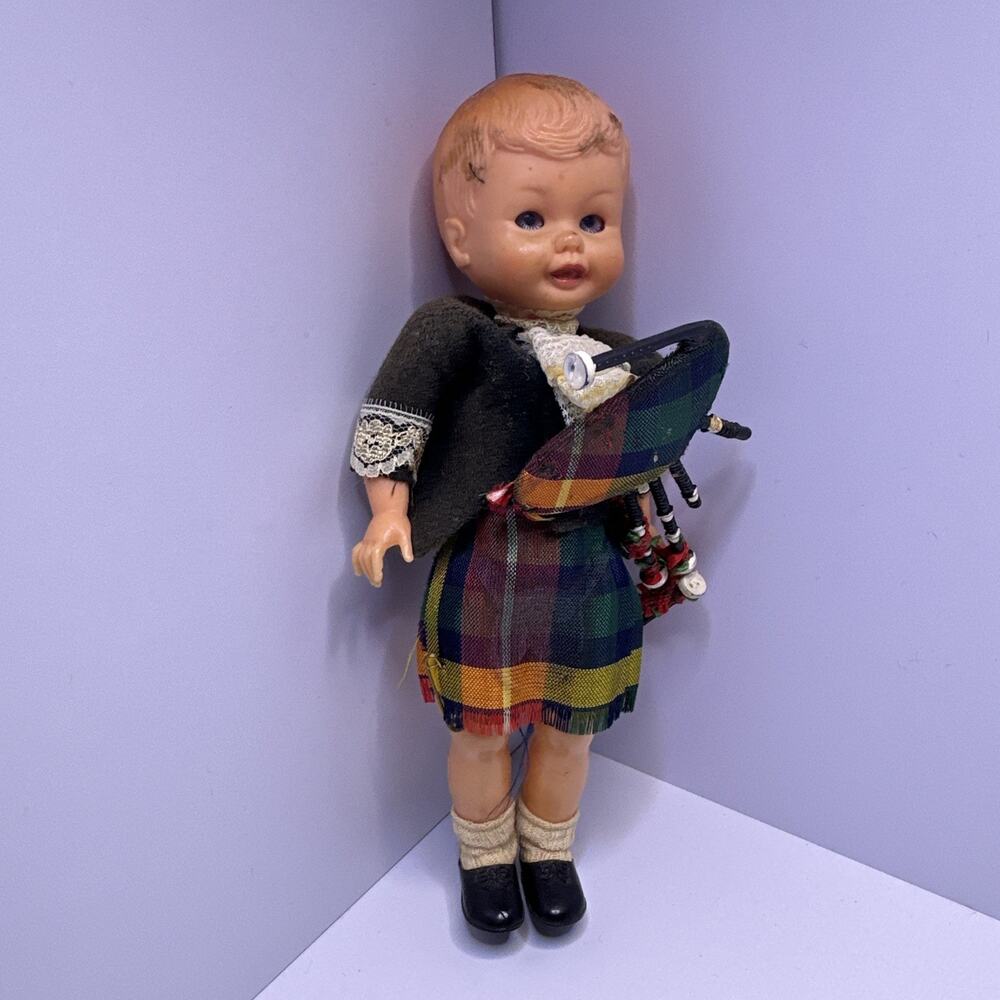Vintage Scottish Boy Doll Kilt Eyes Open & Close Souvenir Doll
